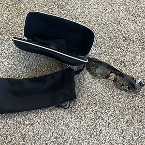 ( Sungkasses & Case) Men’s Sunglasses